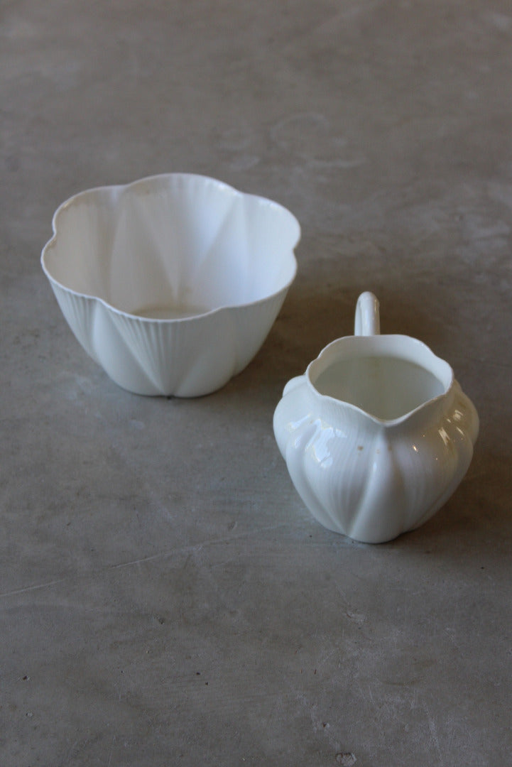 Shelley Dainty Bowl & Jug - Kernow Furniture