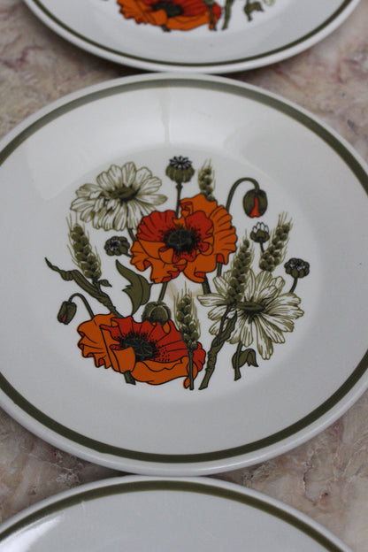 J & G Meakin Poppy Plates x 6 - Kernow Furniture