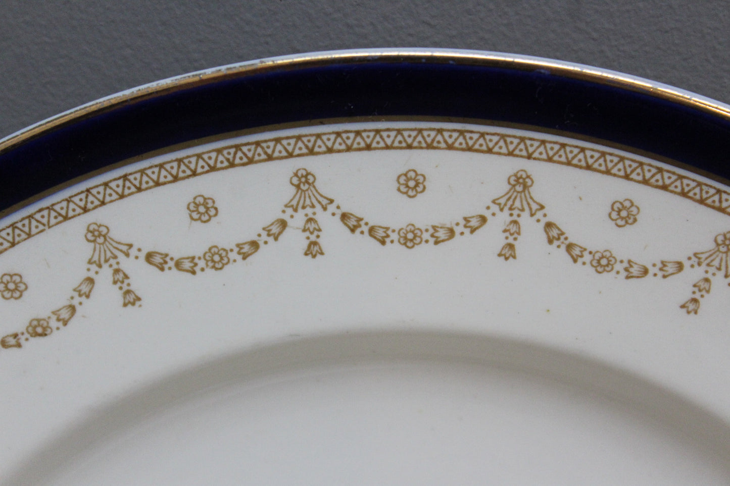 4 Alfred Meakin Bleu De Roi Dinner Plates - Kernow Furniture