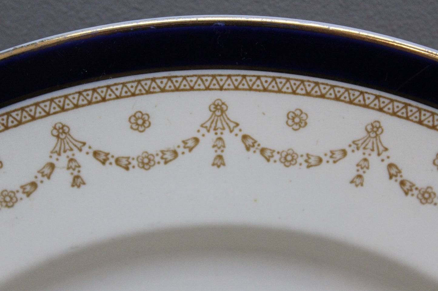 4 Alfred Meakin Bleu De Roi Dinner Plates - Kernow Furniture