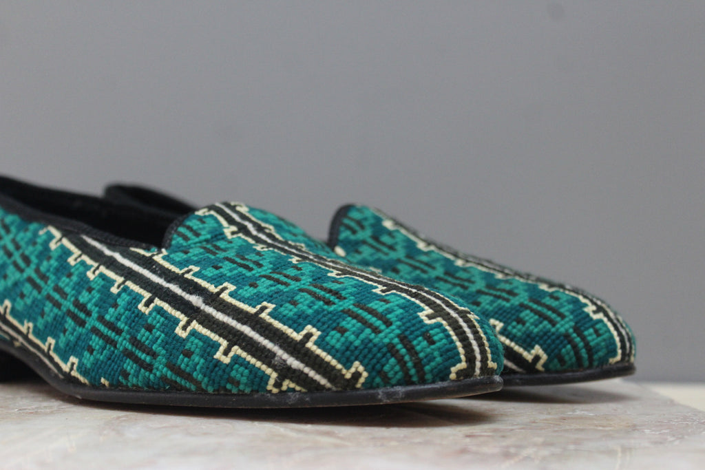 Mens Hand Made Tapestry Slippers - Kernow Furniture
