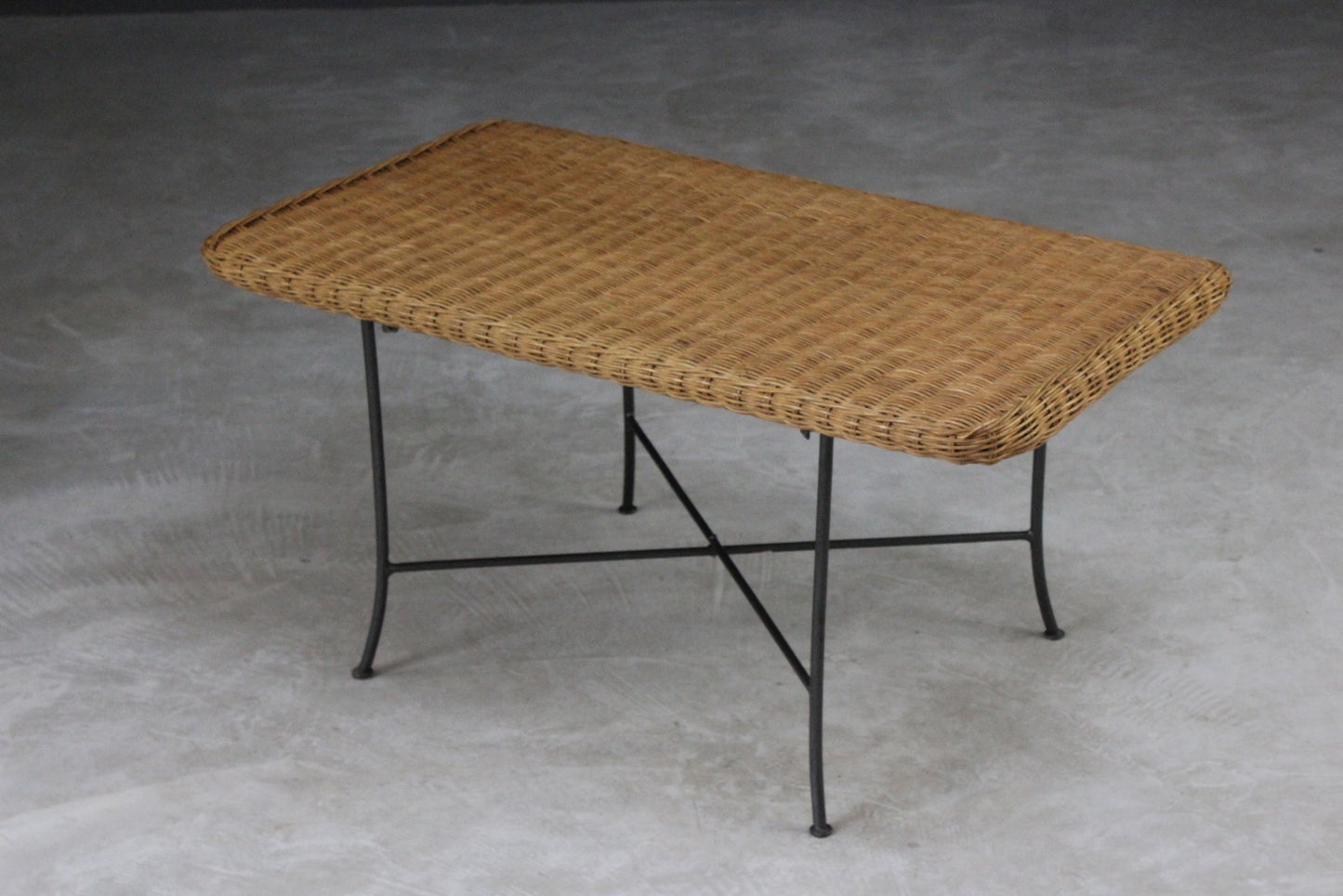 Retro Style Wicker Coffee Table - Kernow Furniture