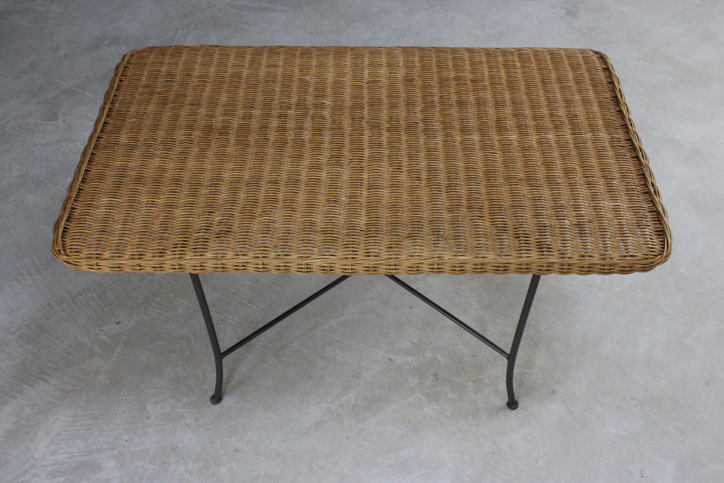 Retro Style Wicker Coffee Table - Kernow Furniture
