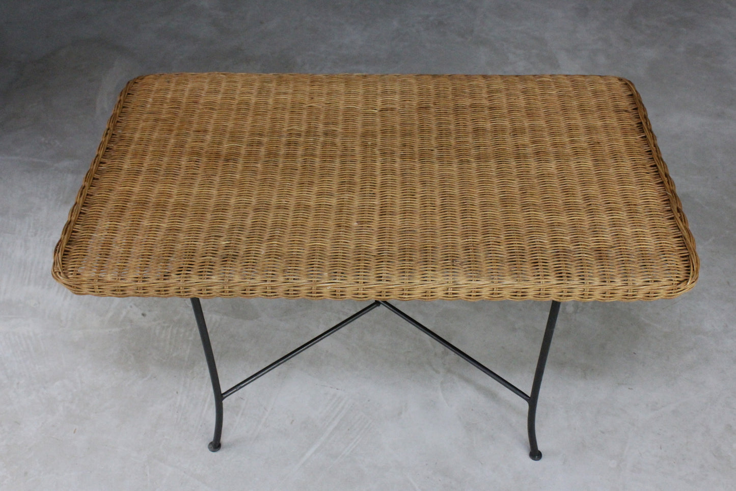 Retro Style Wicker Coffee Table - Kernow Furniture