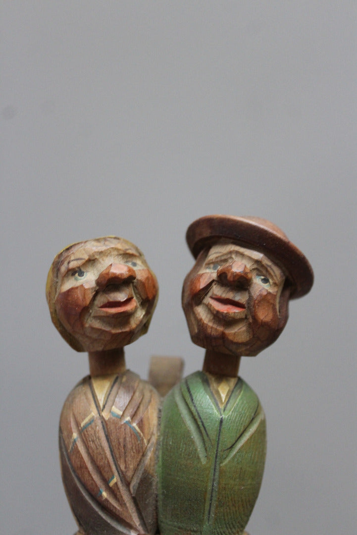 Kissing Couple Wooden Mechanical Cork Bottle Stopper - Kernow Furniture