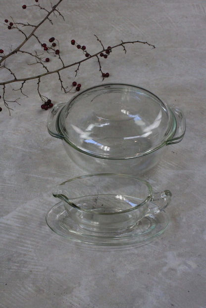 Pyrex Casserole Dish & Sauce Boat - Kernow Furniture