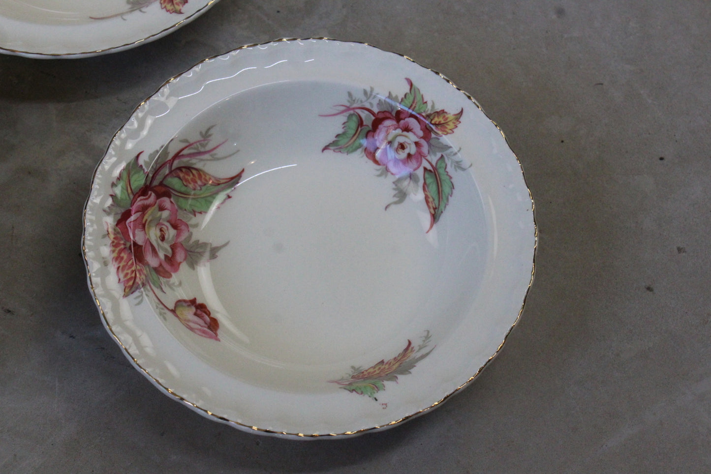 Grindley Rosedene Serving Bowl & 6 Dessert Bowls - Kernow Furniture