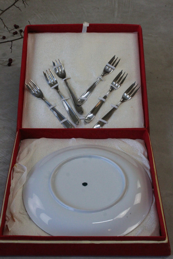 Kitsch Dessert Set - Plate & Forks - Kernow Furniture