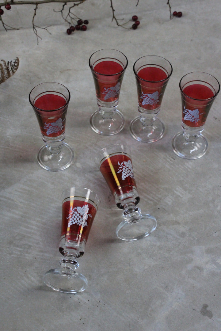 Set 6 Retro Red Glass Sherry Glasses - Kernow Furniture