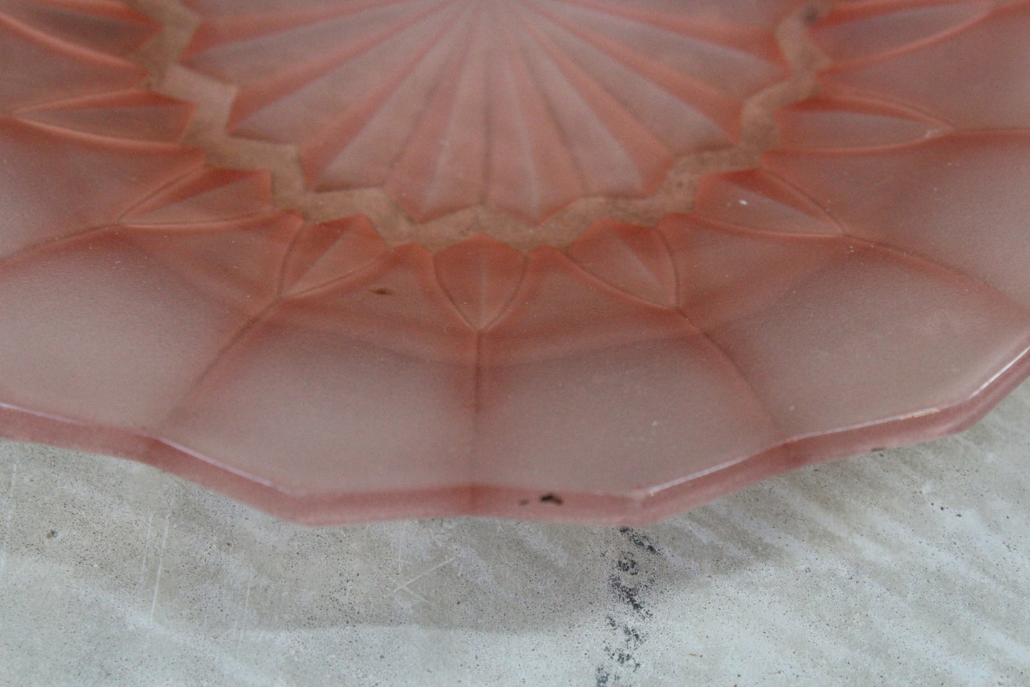 Vintage Pink Glass Dish - Kernow Furniture