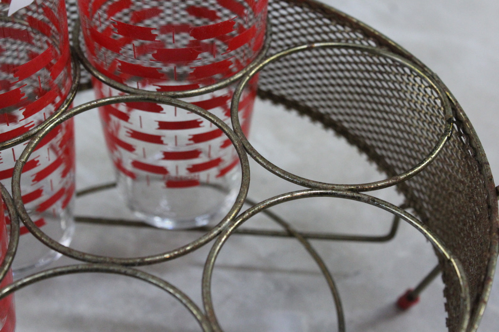 Retro Basket Glasses - Kernow Furniture