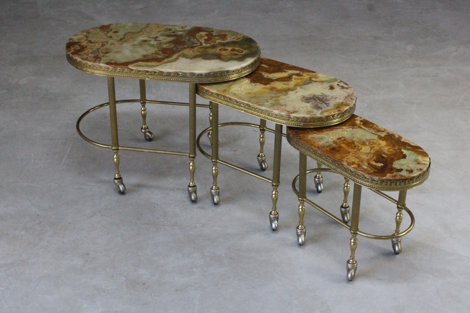 Retro Onyx Nest Tables - Kernow Furniture