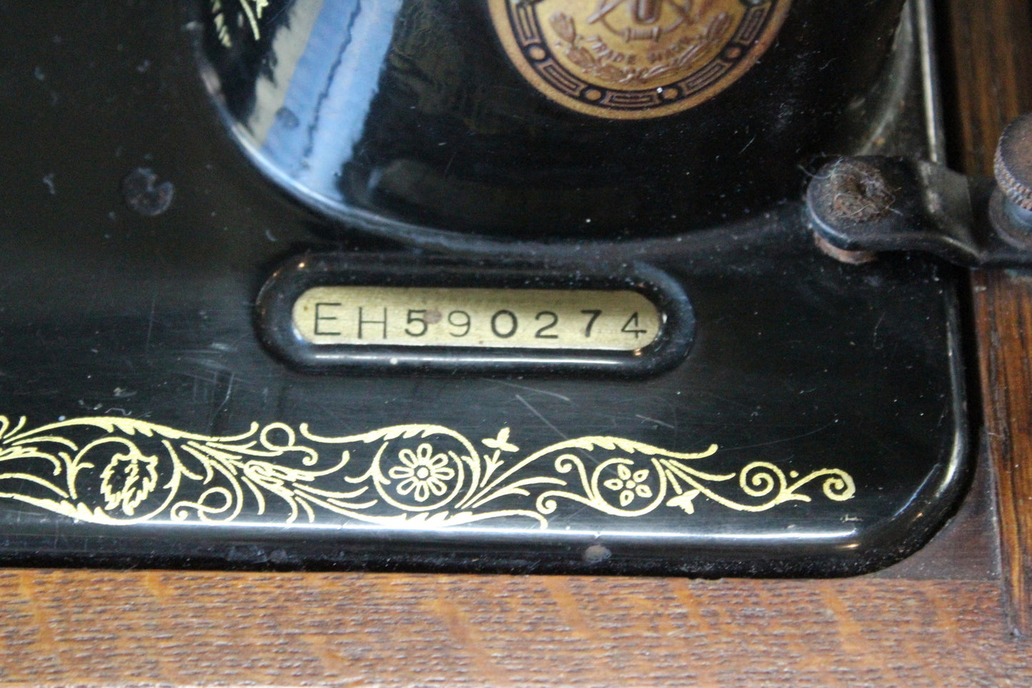 Singer Sewing Machine 99K - Kernow Furniture