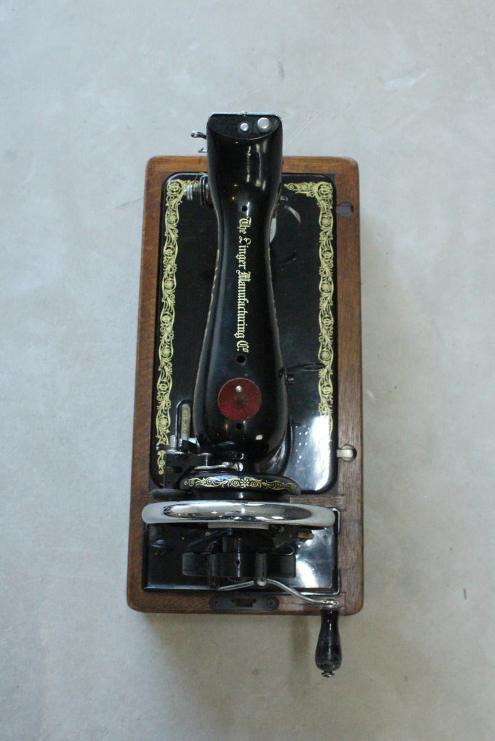 Singer Sewing Machine 99K - Kernow Furniture