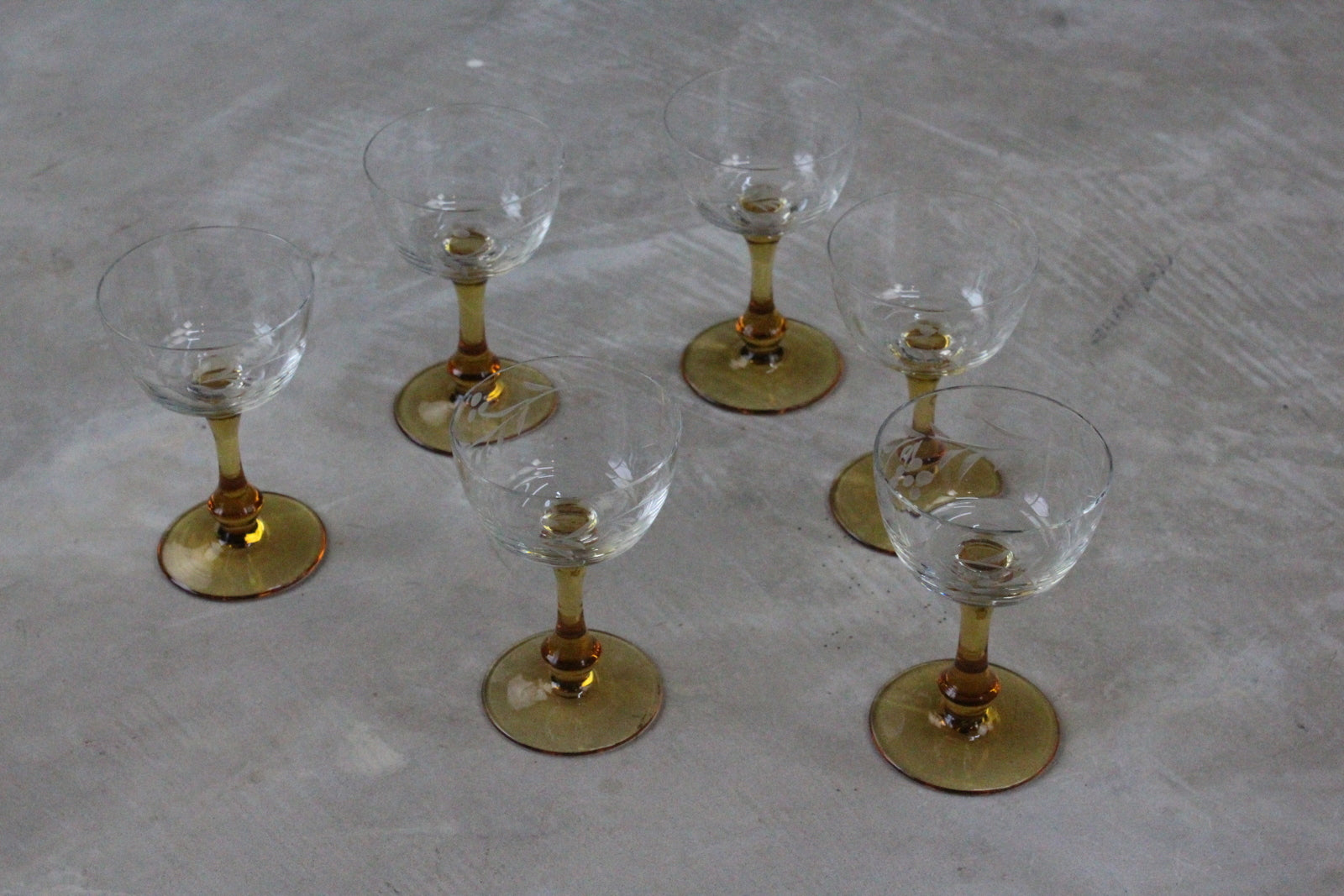 6 Licqueur Glasses - Kernow Furniture