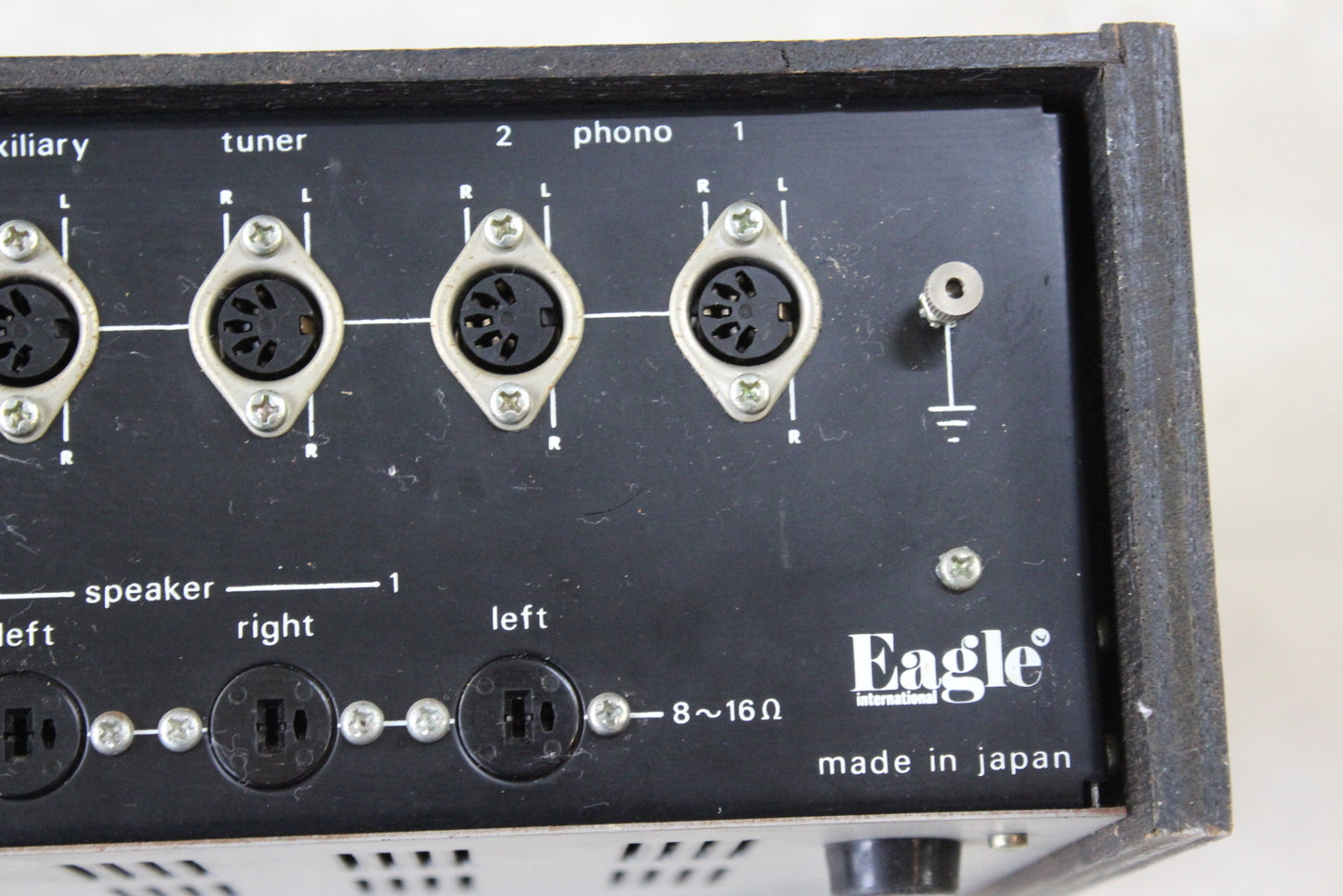 Eagle A2004 Amplifier - Kernow Furniture