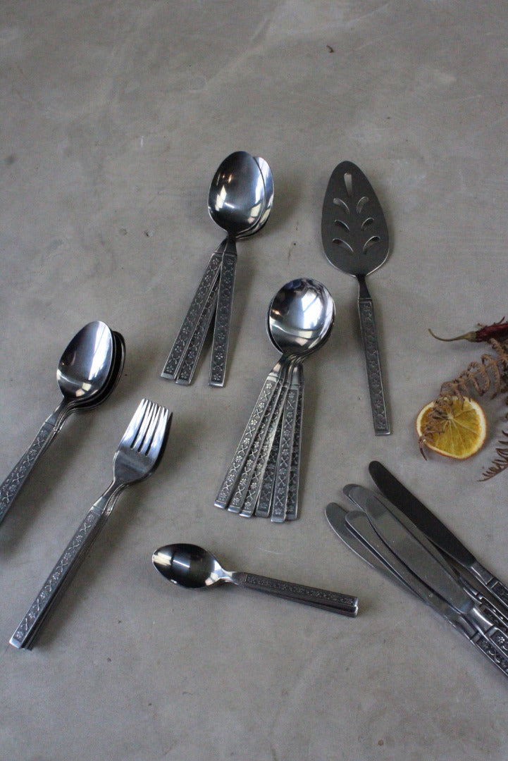 Retro Cutlery Set Korea - Kernow Furniture