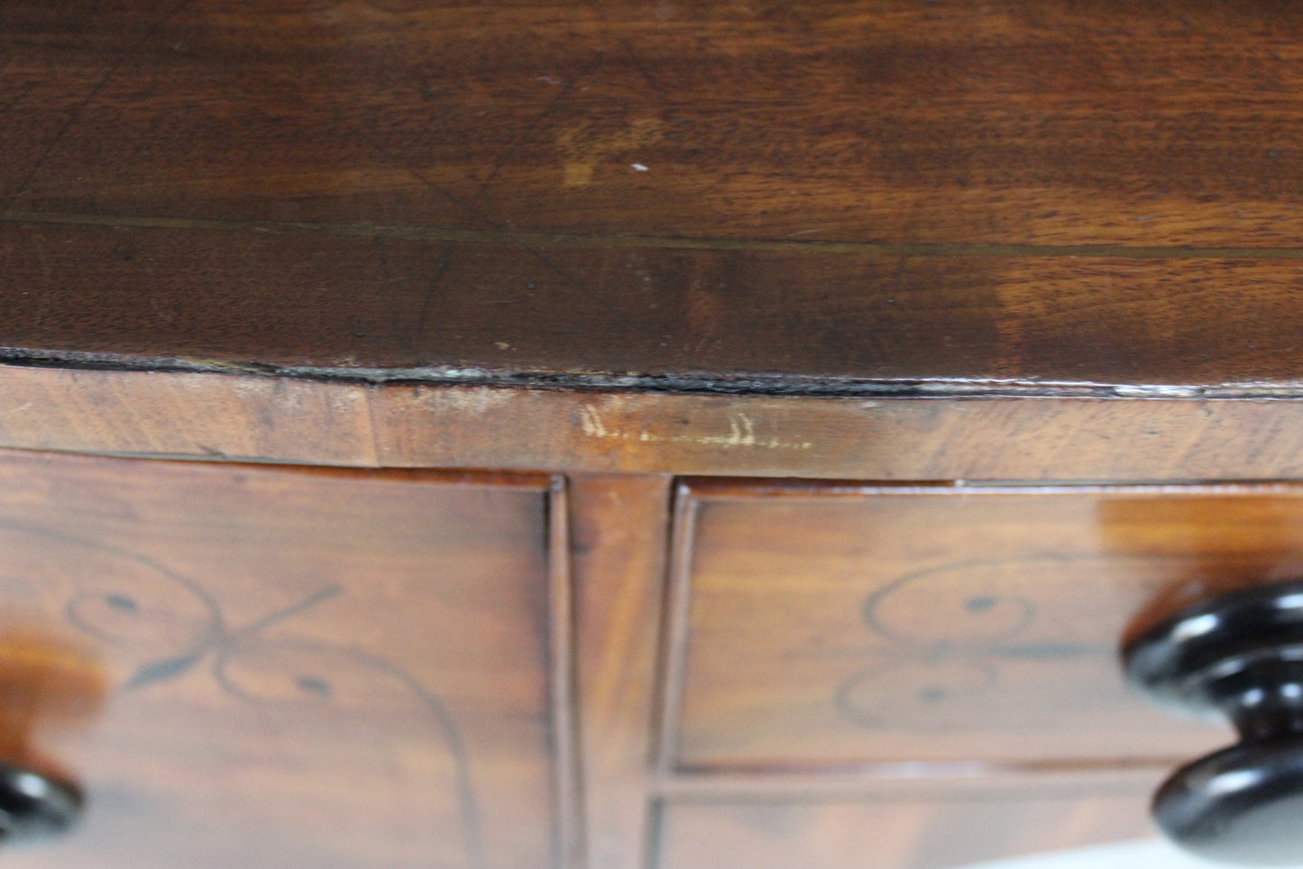 Georgian Mahogany Bow Front Sideboard - Kernow Furniture