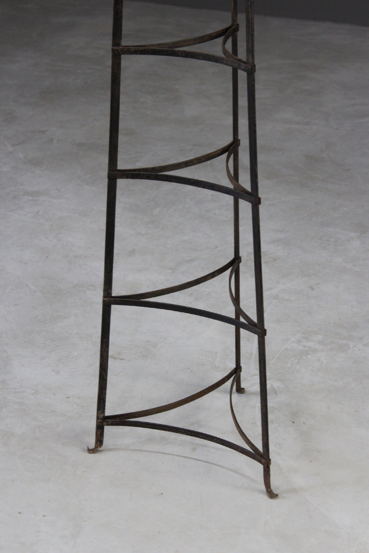Cast Iron Pan Stand - Kernow Furniture