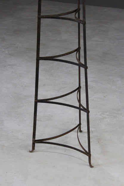 Cast Iron Pan Stand - Kernow Furniture