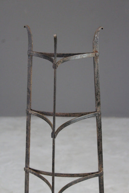 Cast Iron Pan Stand - Kernow Furniture