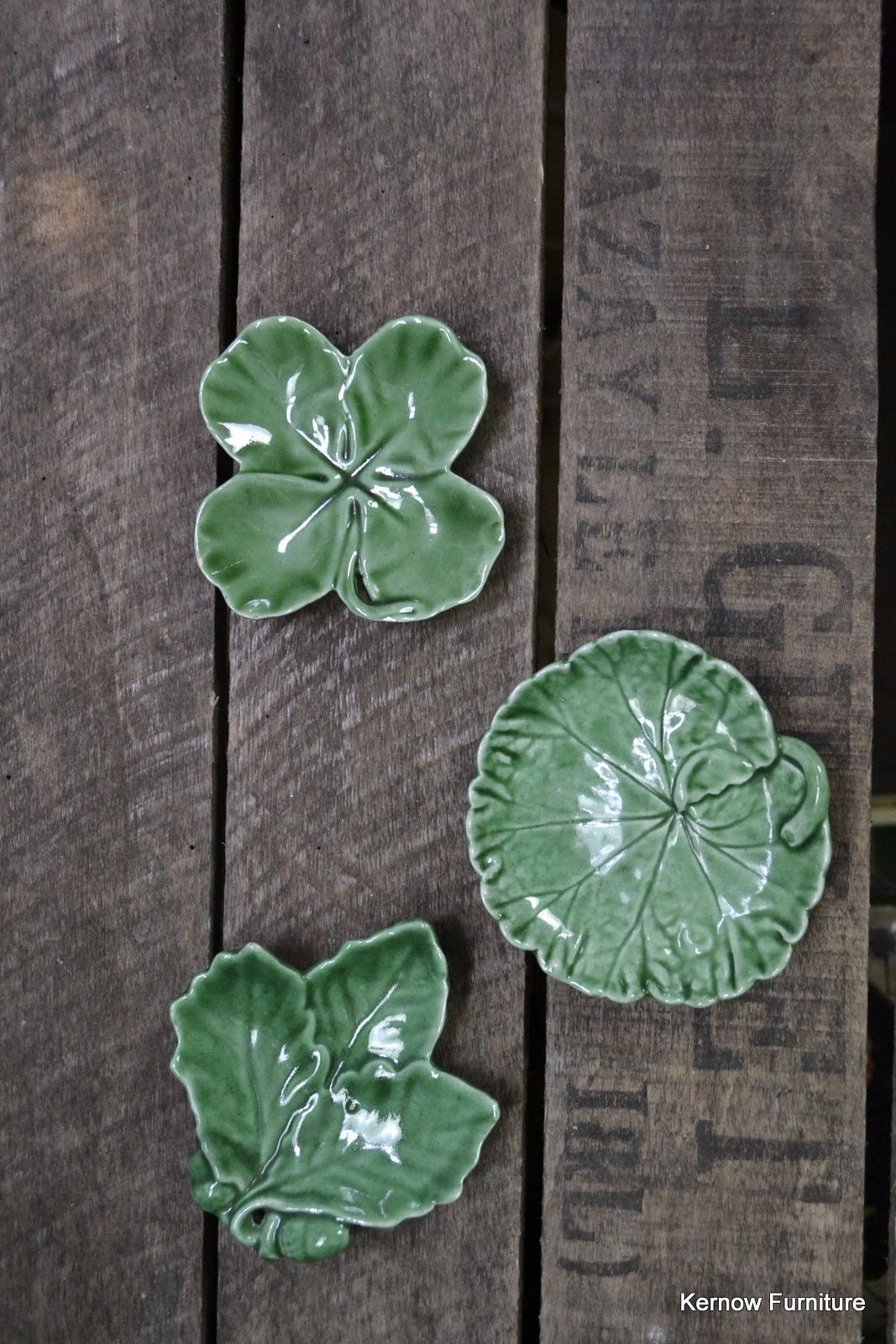 3 Vintage Majolica Pin Dishes - Kernow Furniture