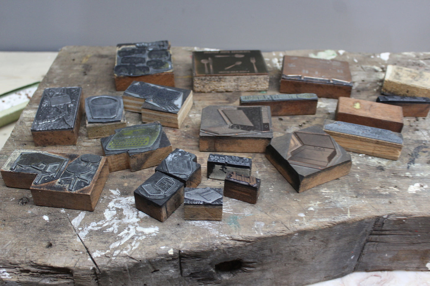 Collection Vintage Printing Blocks - Kernow Furniture