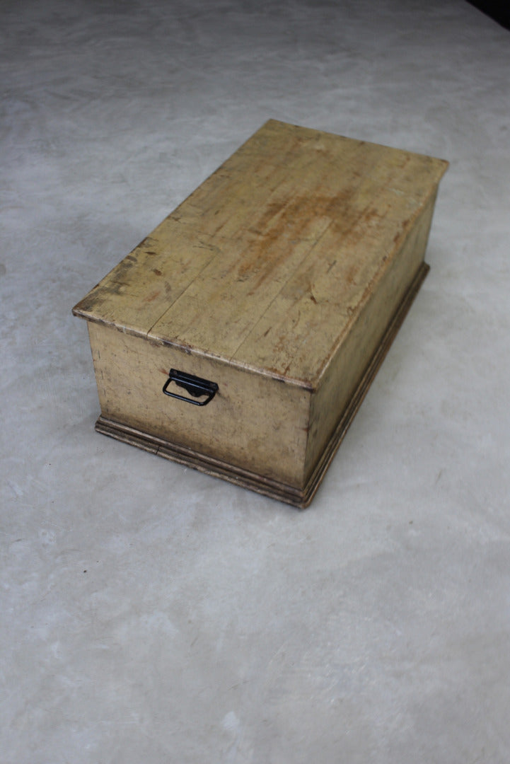 Vintage Rustic Painted Pine Box - Kernow Furniture