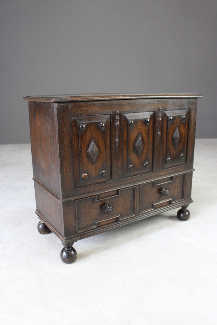 Geometric Oak Mule Chest - Kernow Furniture