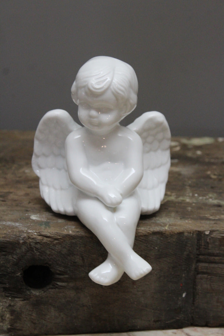 White Ceramic Cherub - Kernow Furniture