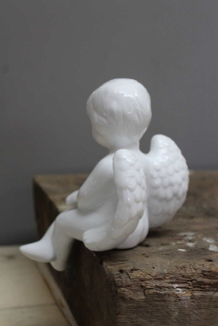 White Ceramic Cherub - Kernow Furniture