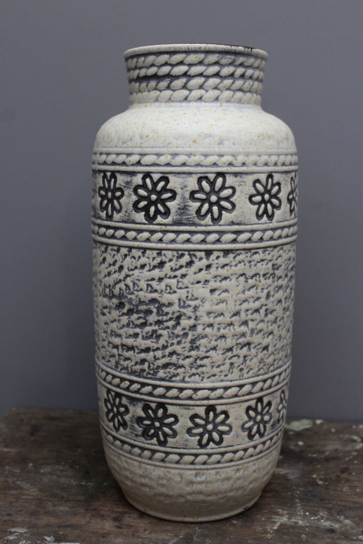 Retro German Vase - Kernow Furniture