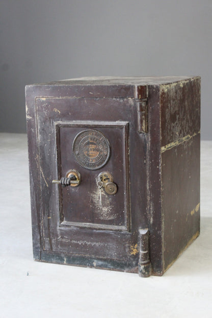 Antique Safe Thomas Perry & Sons - Kernow Furniture