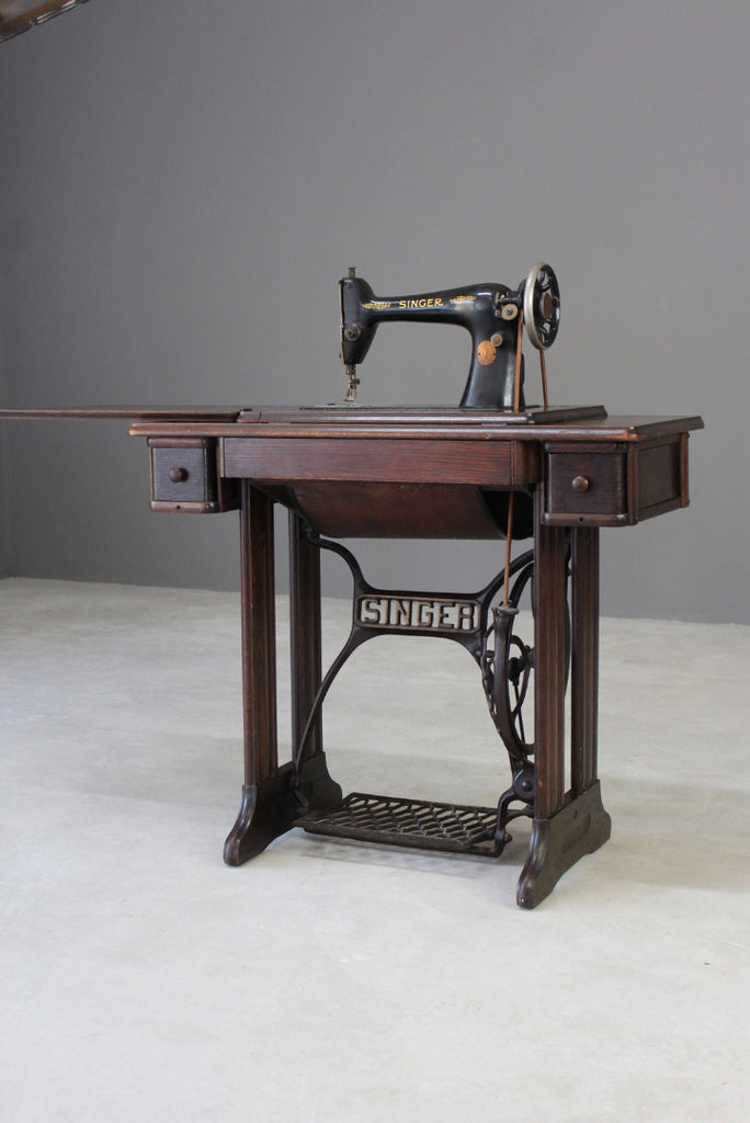Singer Treadle Sewing Machine - Kernow Furniture