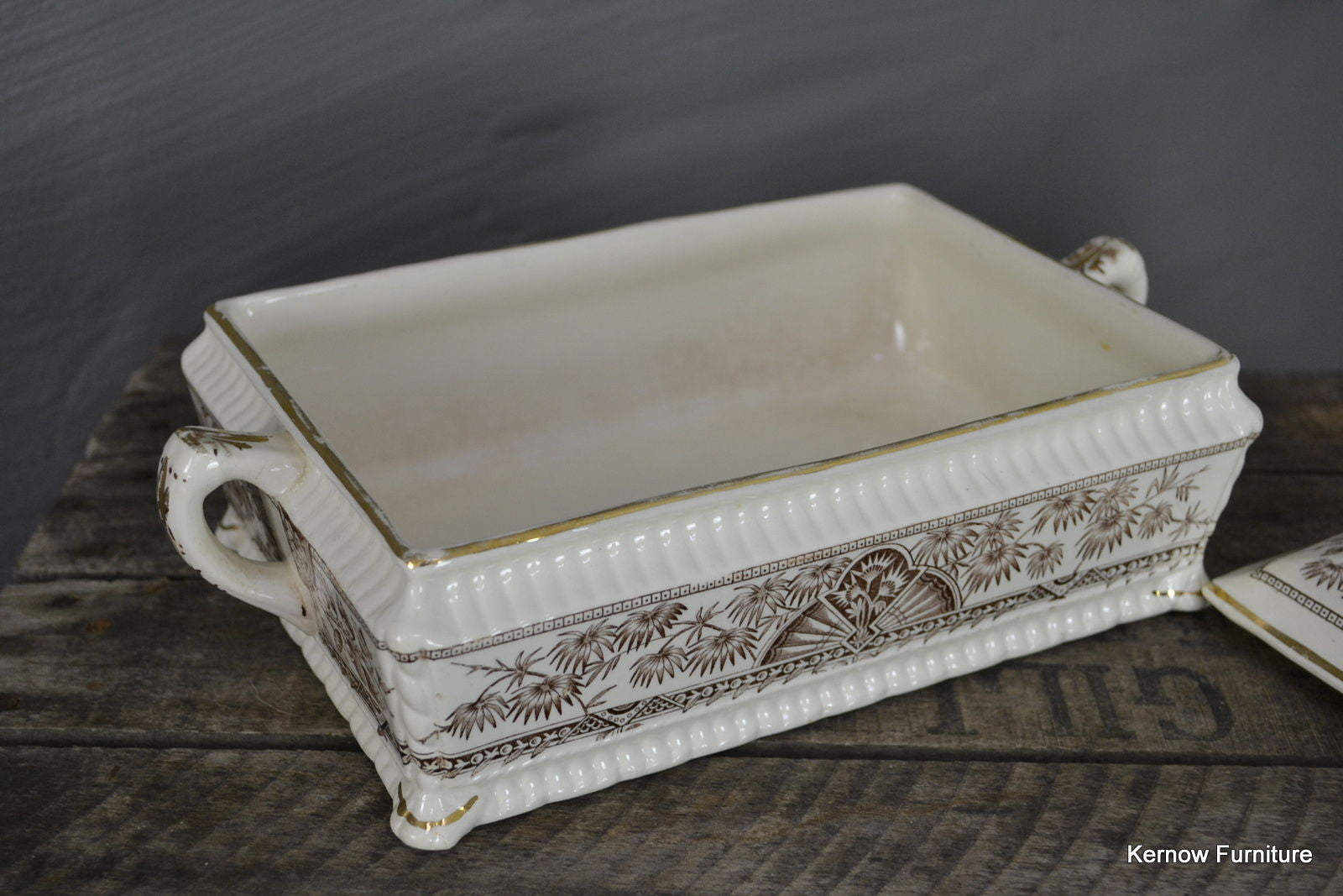 Victorian Gimsons Alexandria Tureen - Kernow Furniture