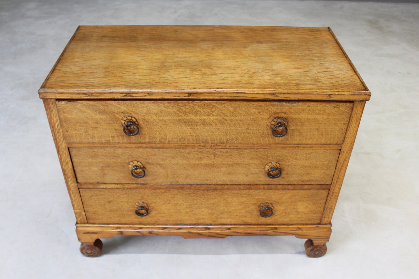 Vintage Oak Chest of Drawers - Kernow Furniture