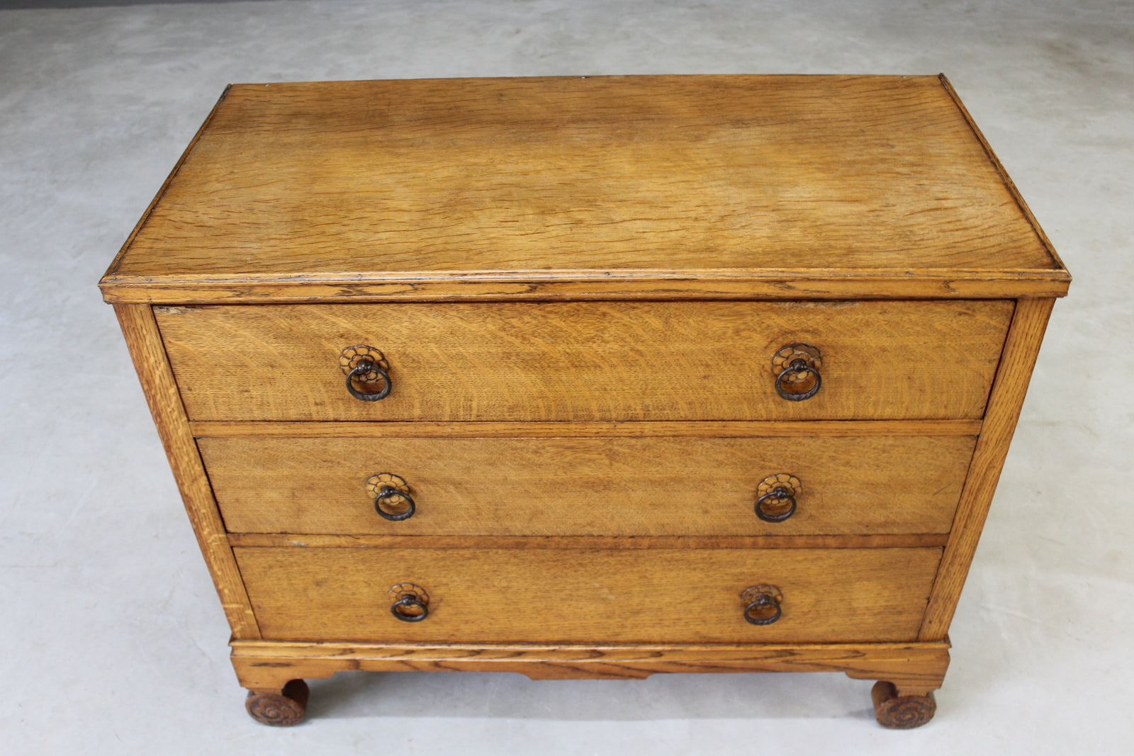 Vintage Oak Chest of Drawers - Kernow Furniture