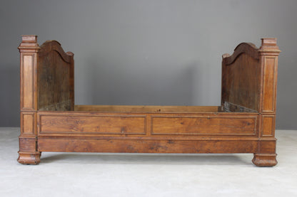 Lit En Bateau French Bed - Kernow Furniture