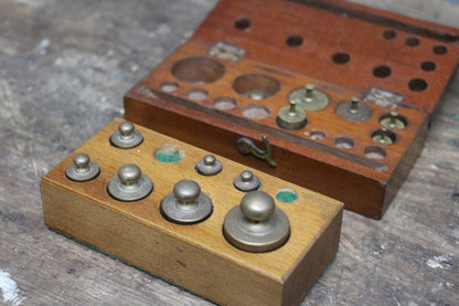 Vintage Brass Weight Sets - Kernow Furniture