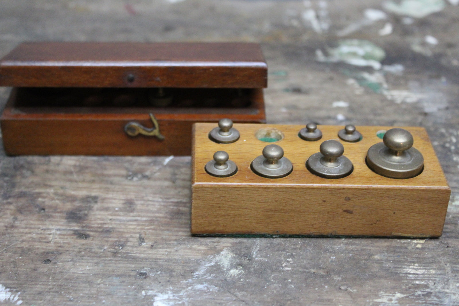 Vintage Brass Weight Sets - Kernow Furniture