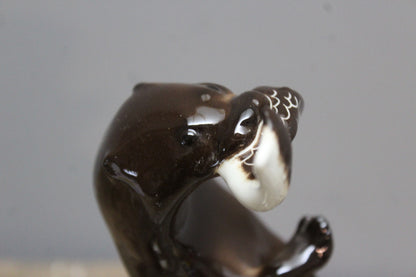 Lomonosov Otter Figure - Kernow Furniture