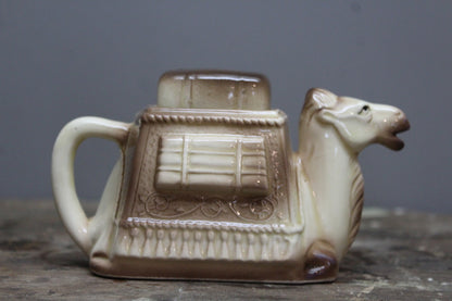 Vintage Camel Teapot - Kernow Furniture