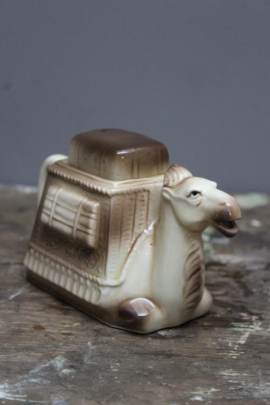 Vintage Camel Teapot - Kernow Furniture