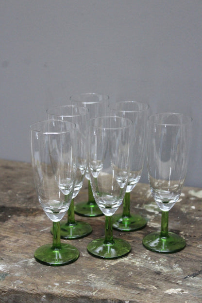 Set 6 Champagne Glasses - Kernow Furniture