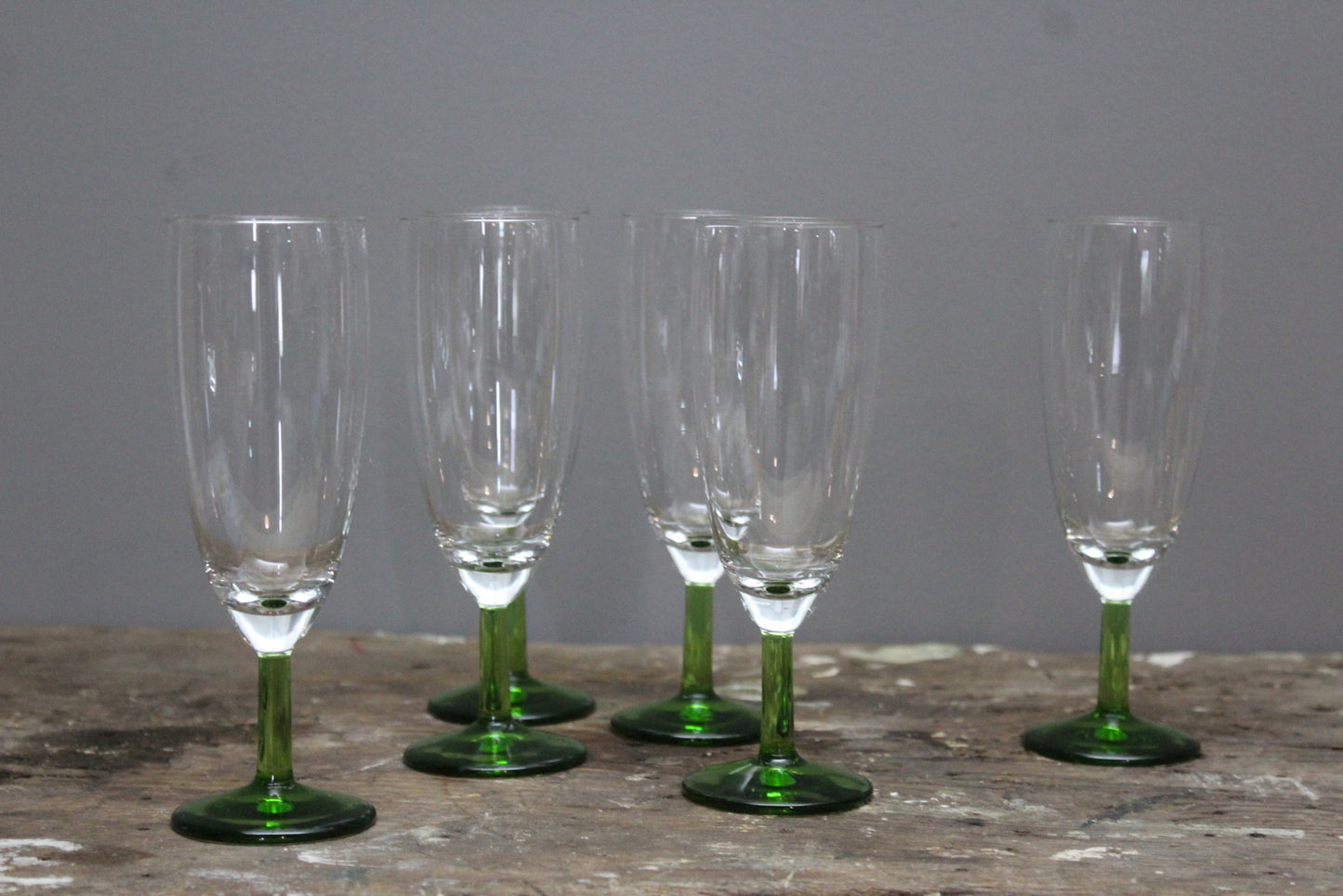 Set 6 Champagne Glasses - Kernow Furniture