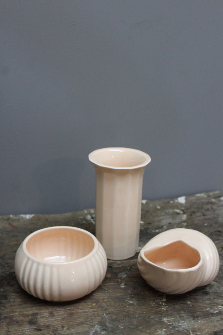 Dartmouth Pottery Pink Shell Set - Kernow Furniture