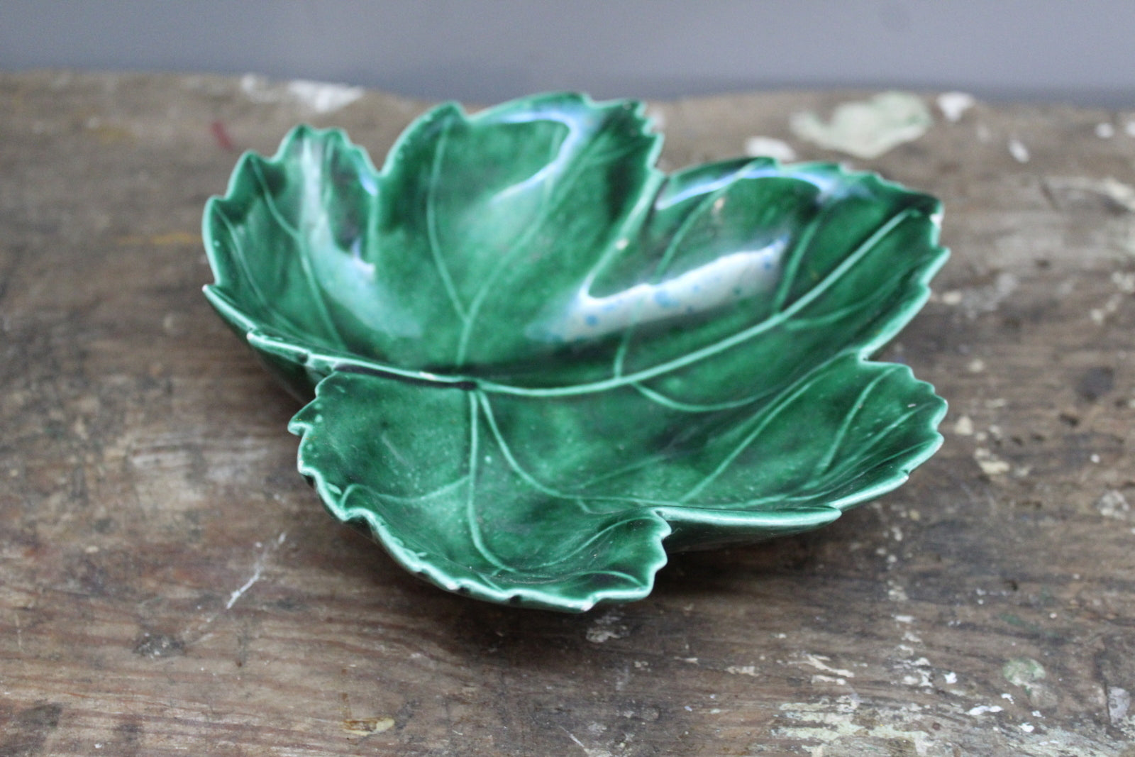 Green Leaf Dish - Kernow Furniture