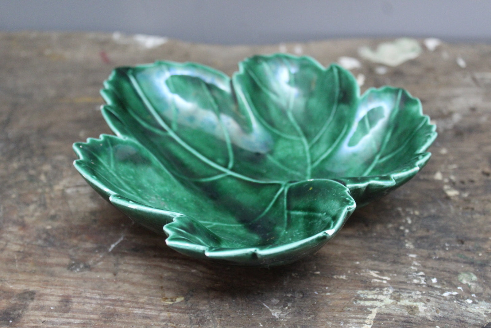 Green Leaf Dish - Kernow Furniture