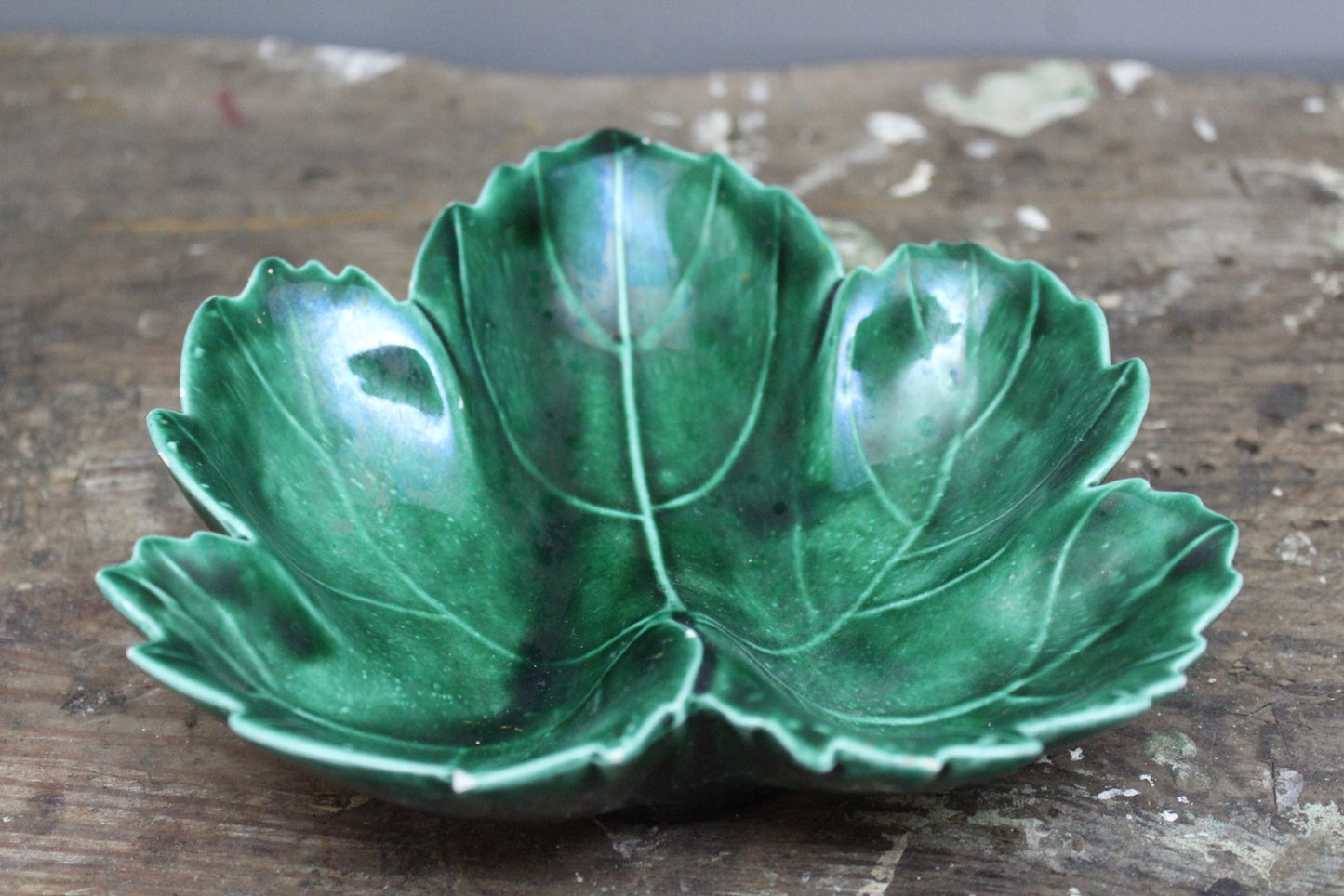 Green Leaf Dish - Kernow Furniture