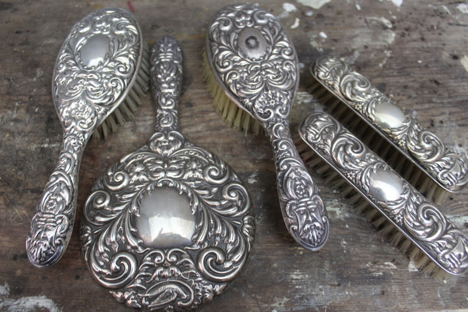 Silver Brush Set - Kernow Furniture